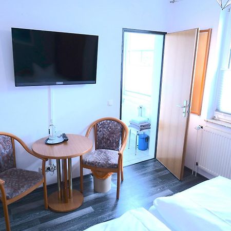 Hotel&Restaurant Am Bodden Putbus Exterior foto