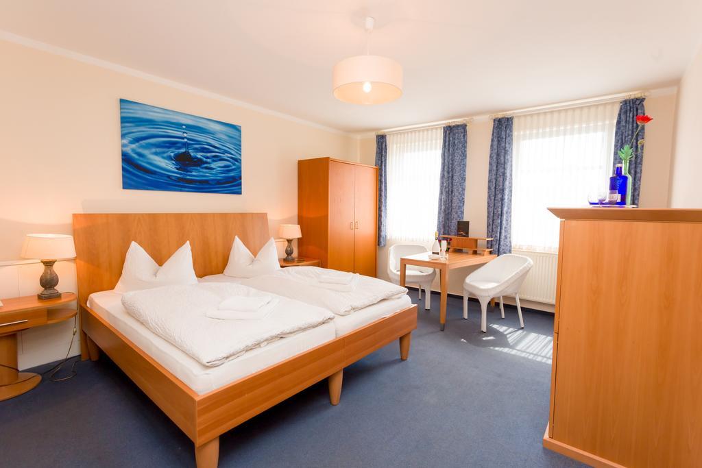 Hotel&Restaurant Am Bodden Putbus Zimmer foto